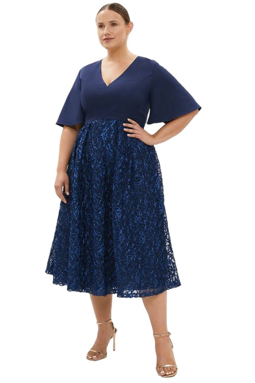 Jacques Vert Navy Plus Size Flare Sleeve Embroidered Midi Dress BCC03267